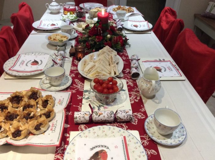 Merry Christmas Table